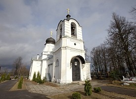 История церкви Спаса Нерукотворного образа лаврского подворья в с. Деулино