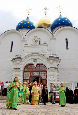 Новая паперть Успенского собора