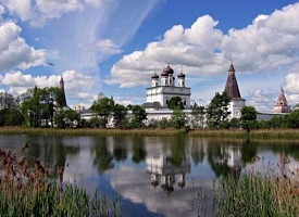 Паломнический центр Лавры открывает новую программу однодневных поездок