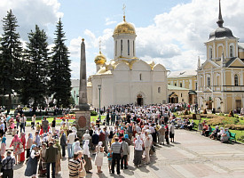 Троицкий cобор Лавры