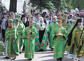 В день Святой Троицы Предстоятель Русской Церкви совершил Литургию в Троице-Сергиевой лавре