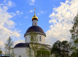 На Лаврском подворье в с. Глинково увековечили имена погибших в Донбассе воинов-добровольцев