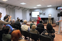 В библиотеке им. А.С. Горловского прошла презентация телепроекта В.И. Шашкина к 70-летию возобновления монашеской жизни в Троице-Сергиевой Лавре