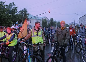 В Сергиевом Посаде прошла первая в Подмосковье международная «Велоночь»