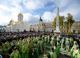 В день преставления преподобного Сергия Радонежского Предстоятель Русской Церкви совершил Литургию в Троице-Сергиевой лавре